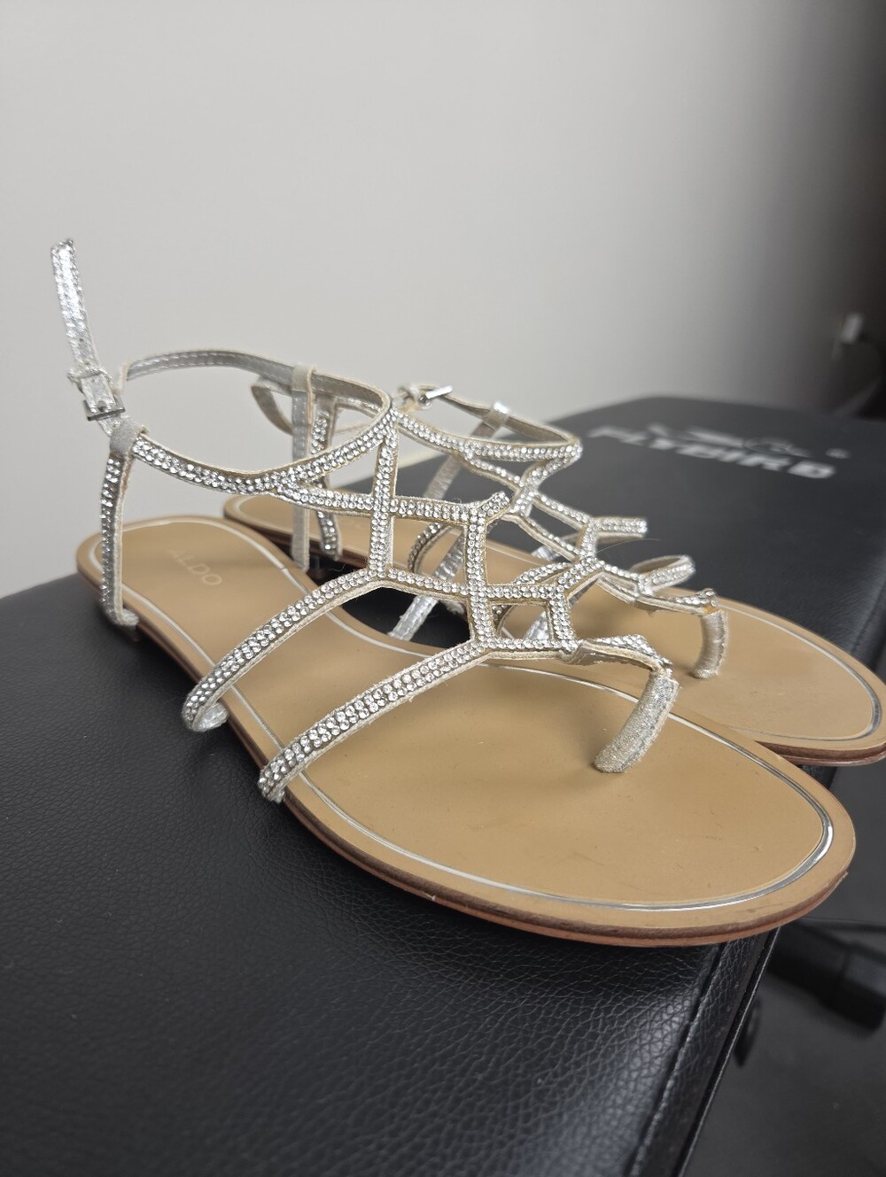 ALDO Silver Rhinestone Caged Flat Sandal Women Size 7 Strappy Jeweled Gladiator